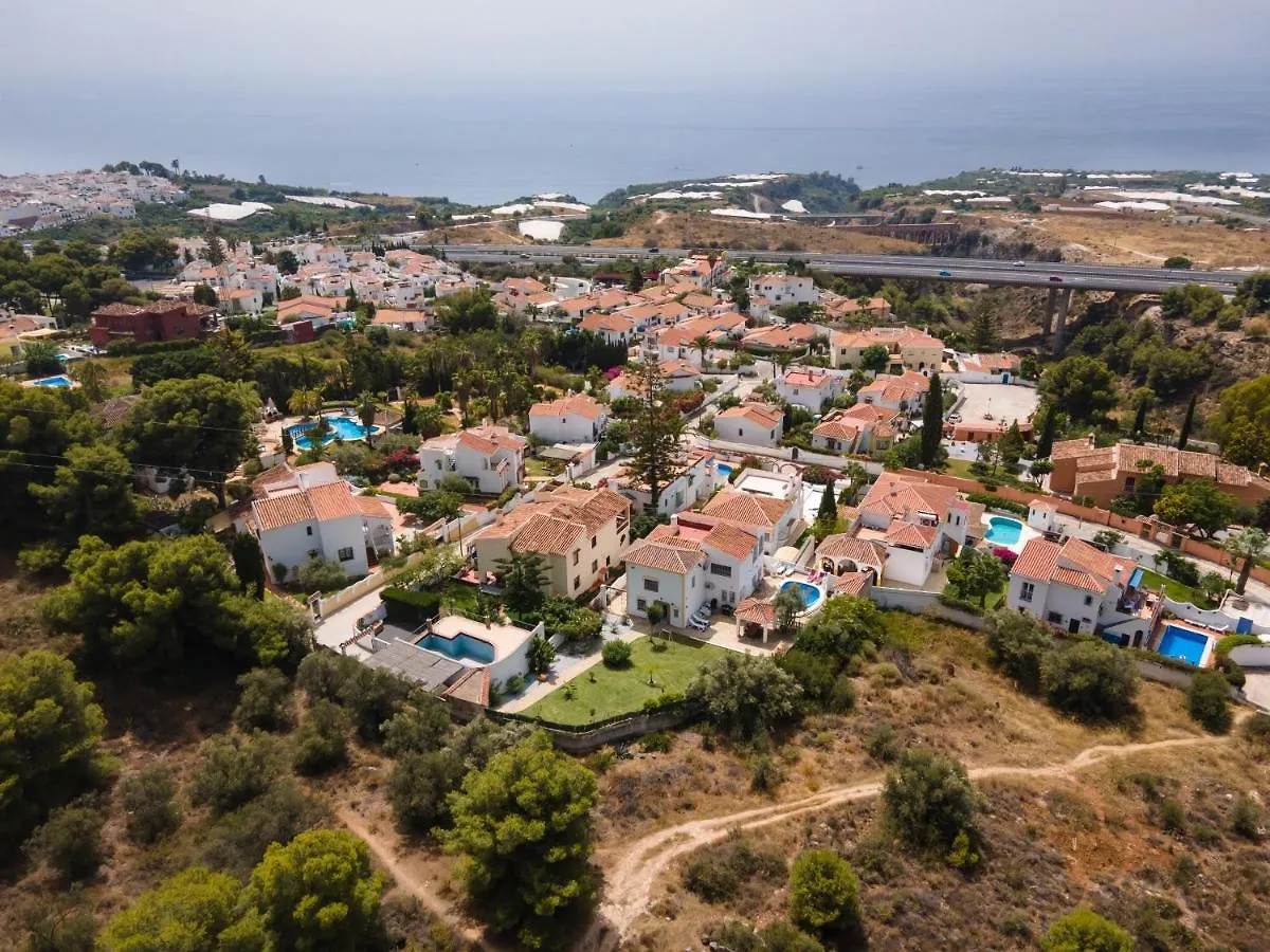 Villa With Private Pool & Large Private Garden Nerja