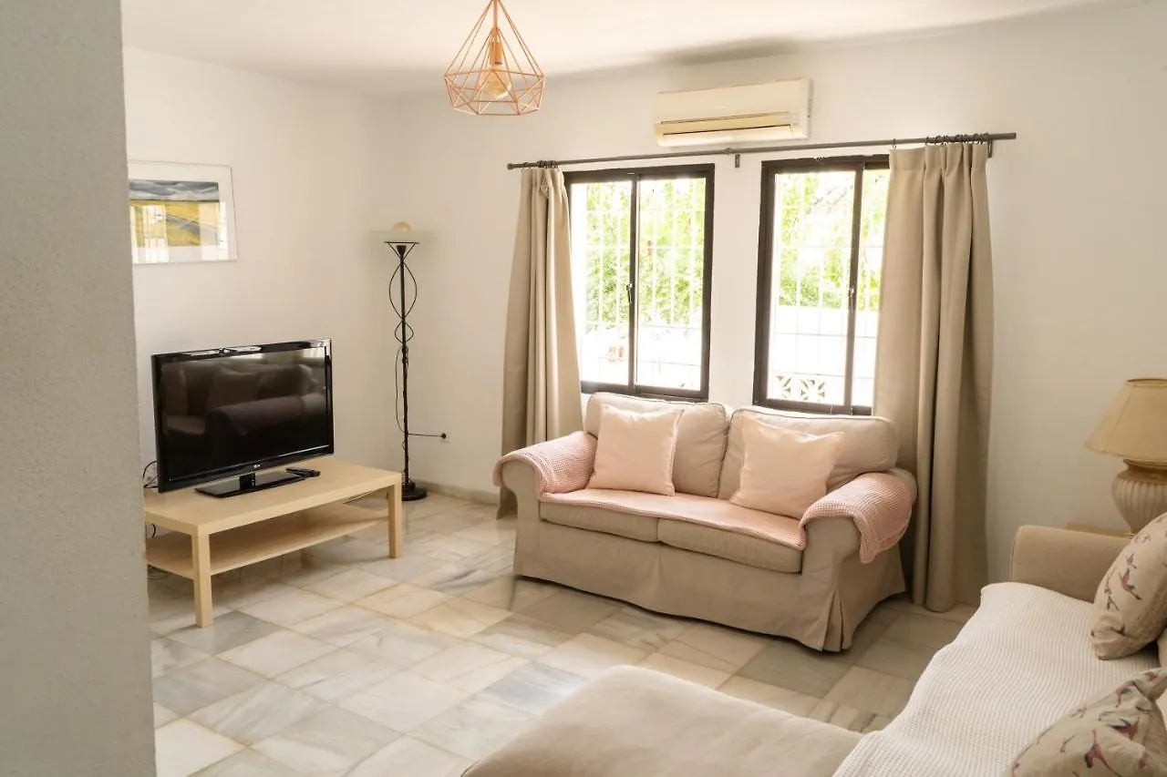 Villa With Private Pool & Large Private Garden Nerja