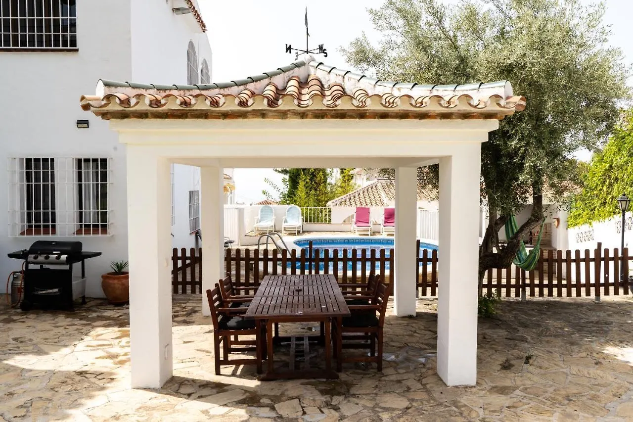Villa With Private Pool & Large Private Garden Nerja
