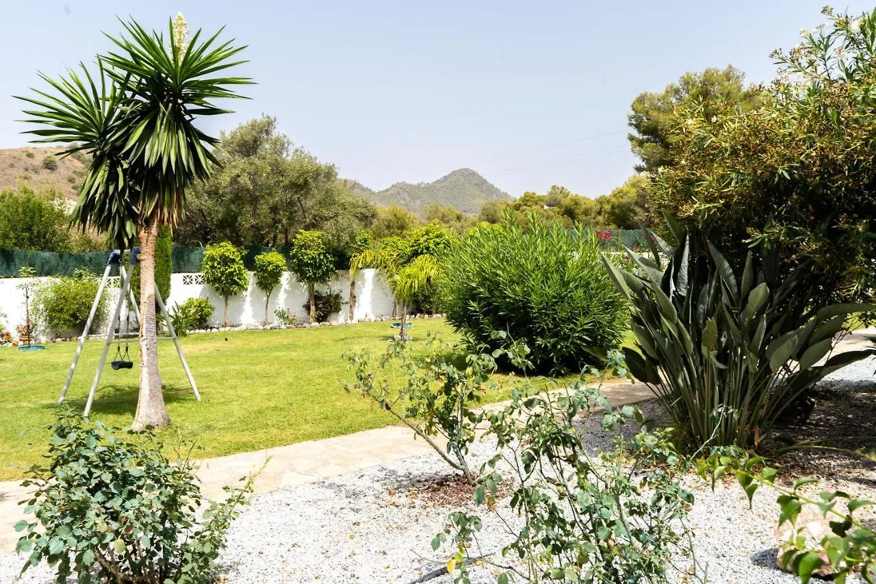 Villa With Private Pool & Large Private Garden Nerja