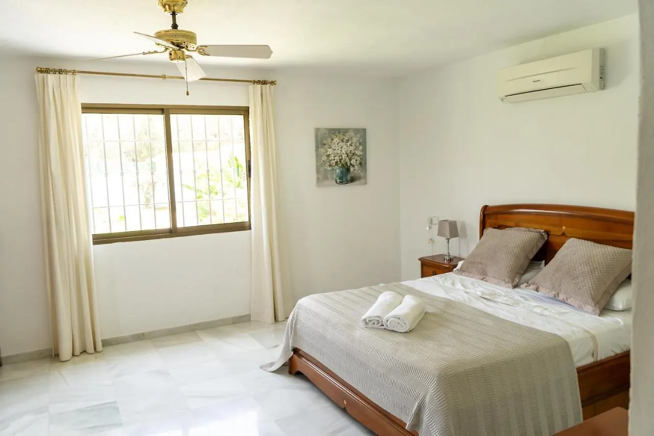 Villa With Private Pool & Large Private Garden Nerja Spain