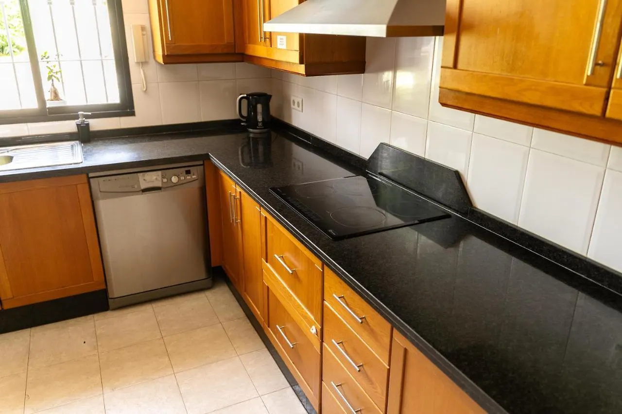 Villa With Private Pool & Large Private Garden Nerja