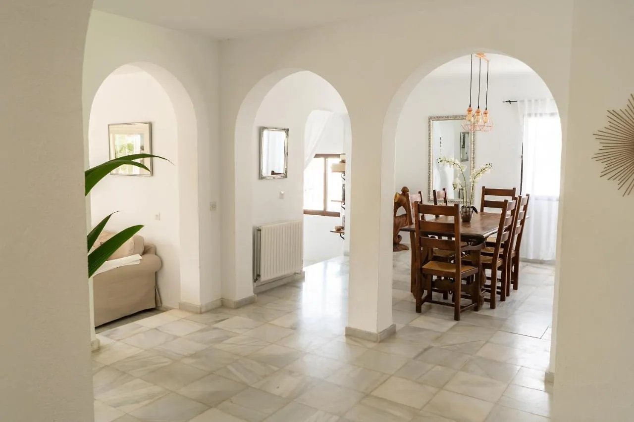 Villa With Private Pool & Large Private Garden Nerja