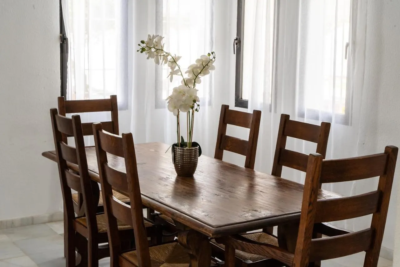 Villa With Private Pool & Large Private Garden Nerja Spain