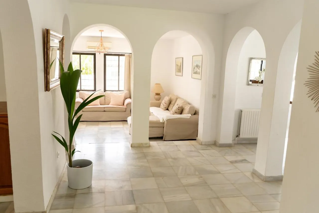 Villa With Private Pool & Large Private Garden Nerja