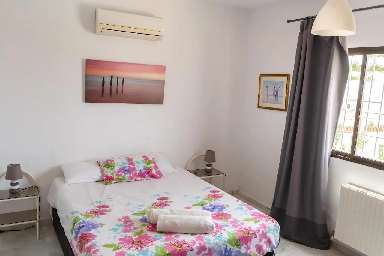 Villa With Private Pool & Large Private Garden Nerja Spain